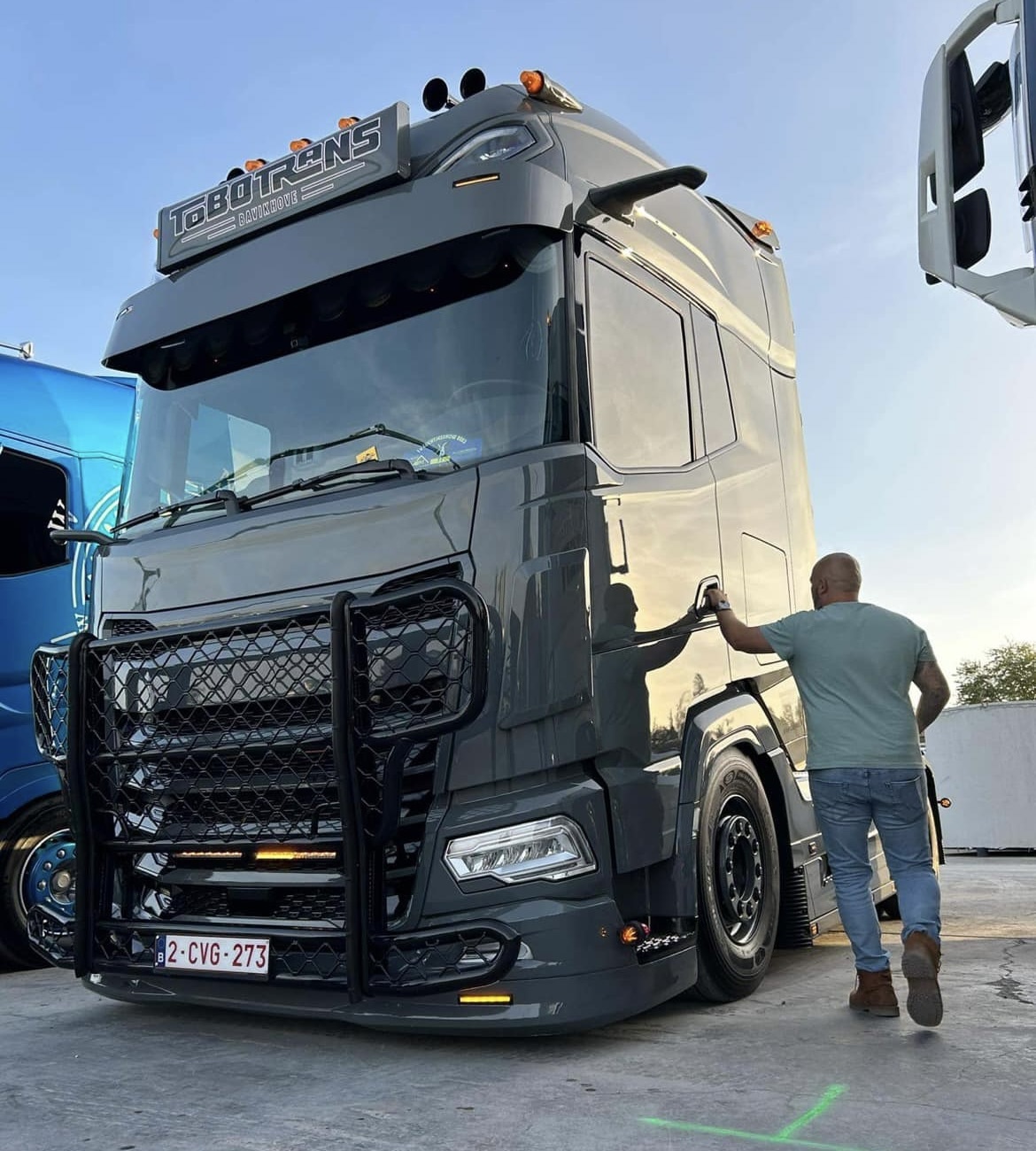 Fox Parts Zonneklep DAF XG+ 30cm Recht