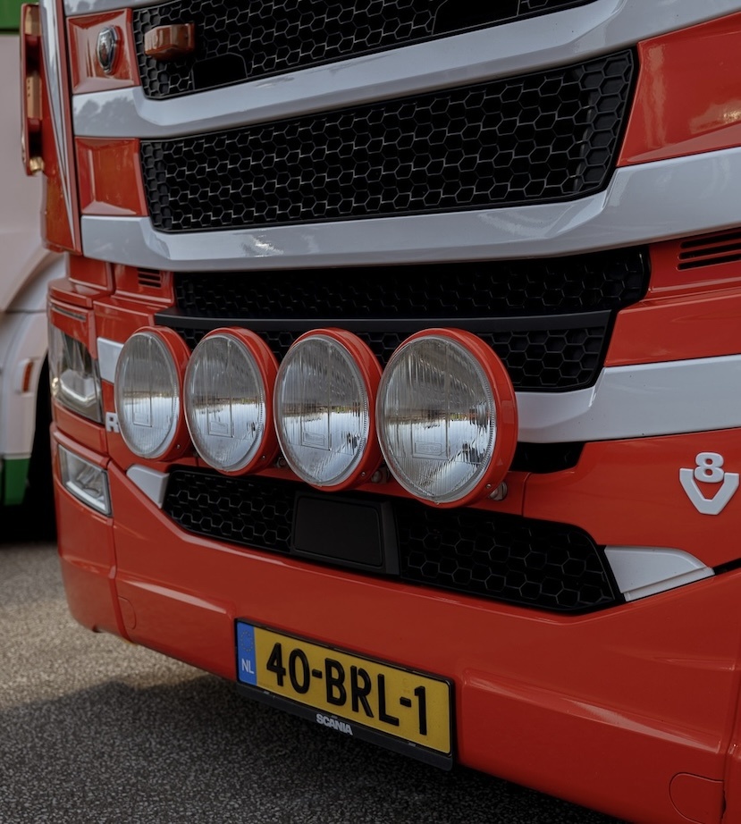 Omnius Retroline B225 verstraler met stadslicht