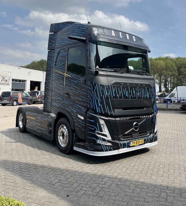 Turbo Truckparts onderspoiler Volvo Aero