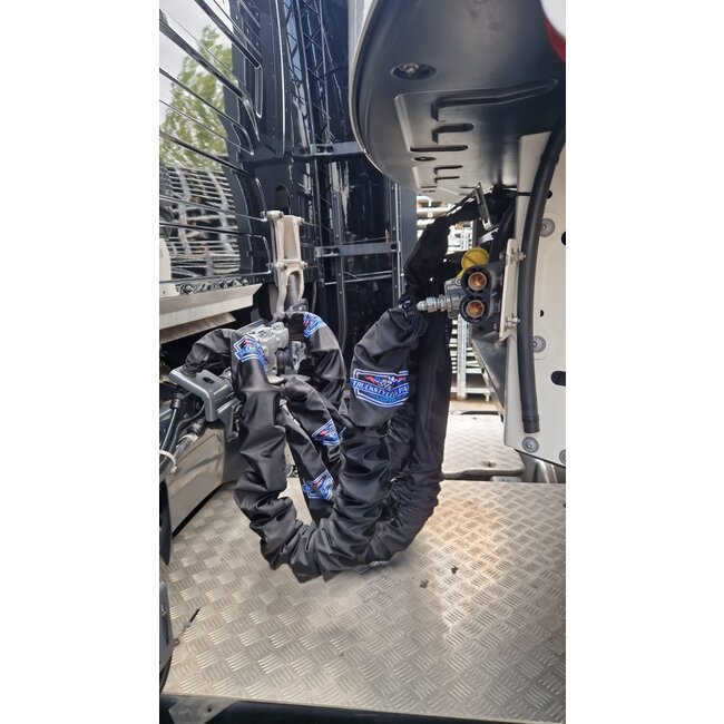 Hylsa till luftspiralslang med GIS-logga.