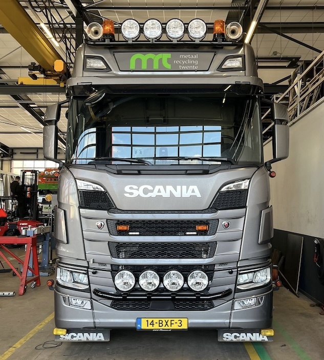 Aluminium MiniBar XL for Scania NextGen R- and S-series - Go-in