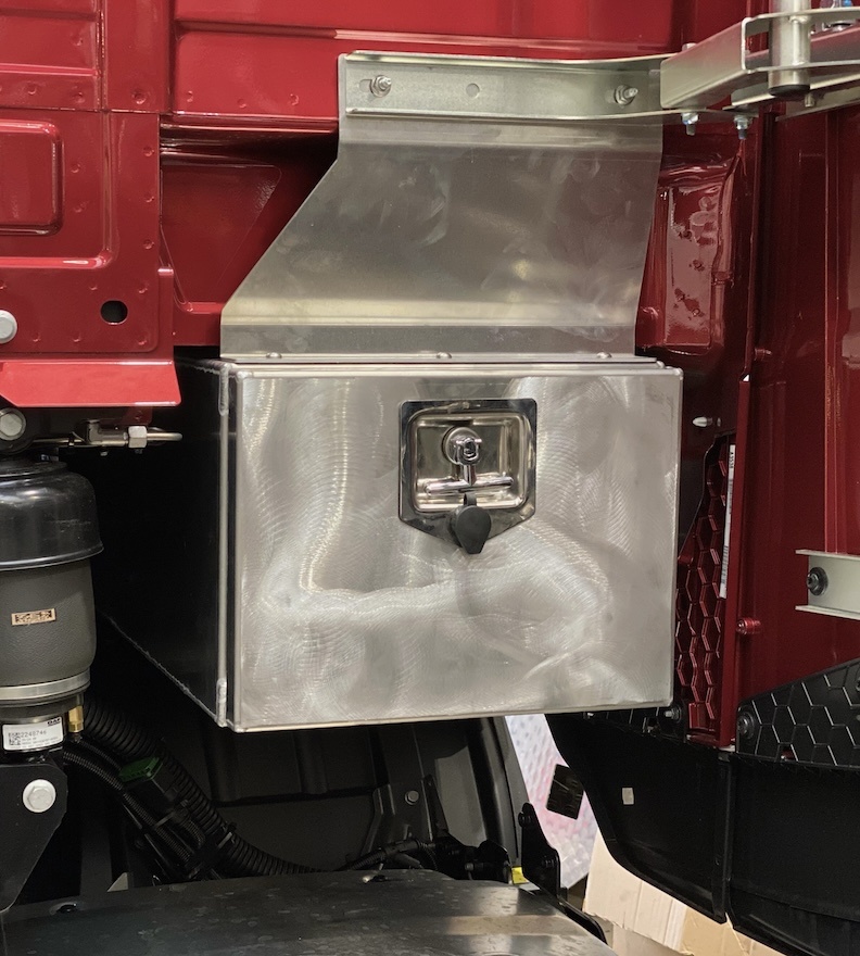 Coffre de rangement en aluminium avec tiroir coulissant DAF XG et XG+