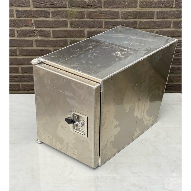 Aluminiowy schowek do pojazdów DAF XG i XG+