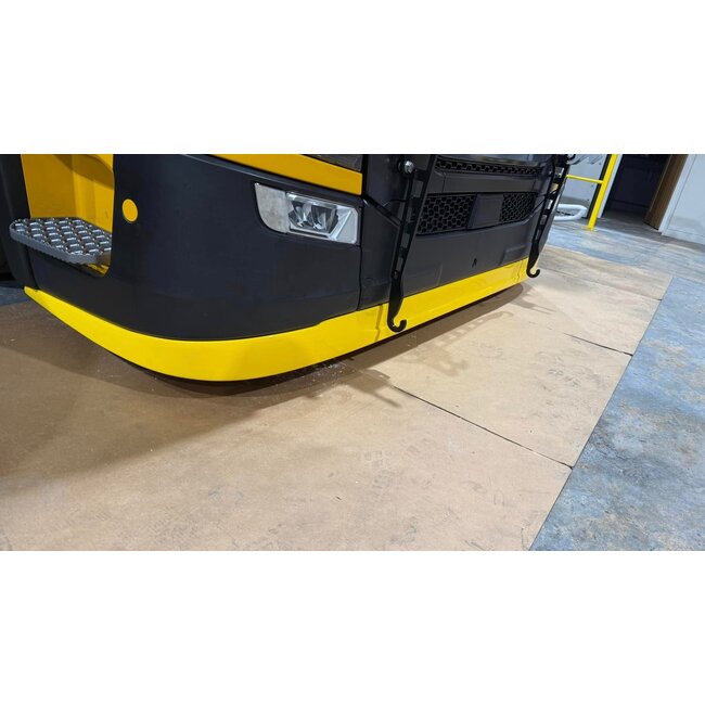 Coles Custom underspoiler för Scania NG Smooth medium stötfångare
