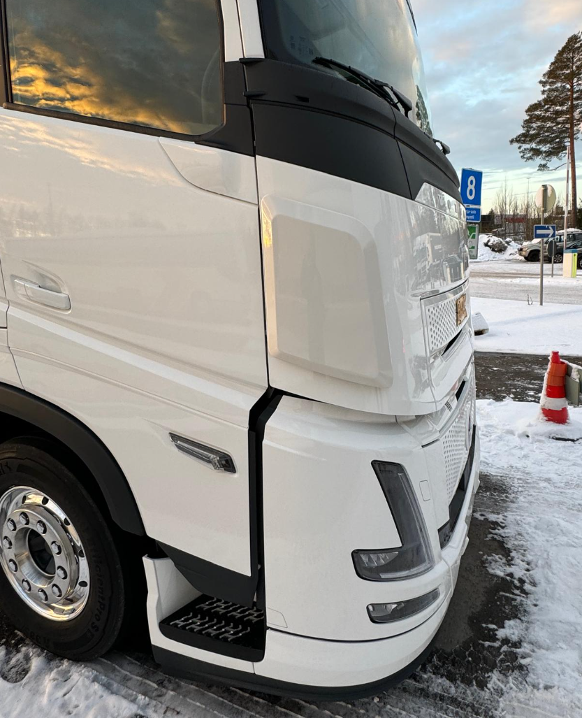 Déflecteurs de vitres compatibles Camion MAN TG3 Se vend la paire 3