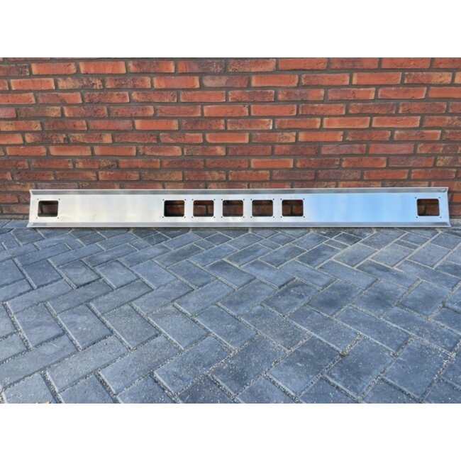 Barre lumineuse IZELED Renault T y compris cadre de montage