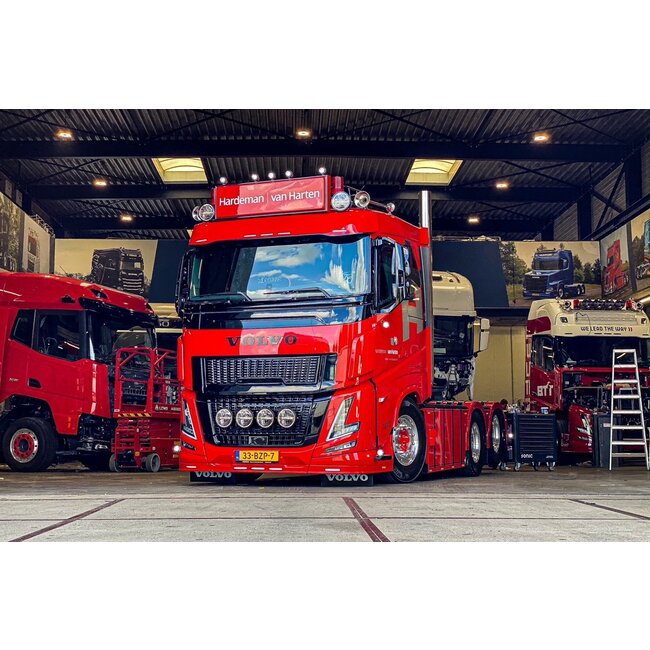Turbo Truckparts Volvo FH Aero Toppgrille