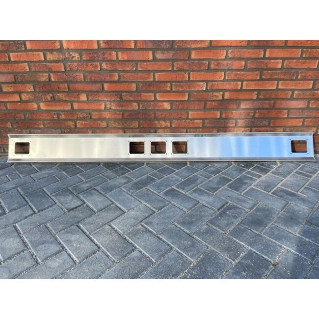 Scania 4/R-serien Takspoiler Ljusramp