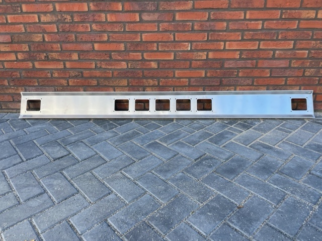 Barre lumineuse de toit pour Scania série 4/R