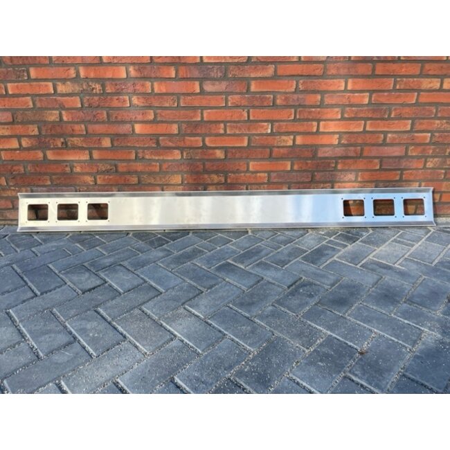 Scania 4/R-serien Takspoiler Ljusramp