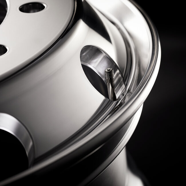 Jante Omnius Wheels en chrome-aluminium 22,5" x 9" / ET 151,5