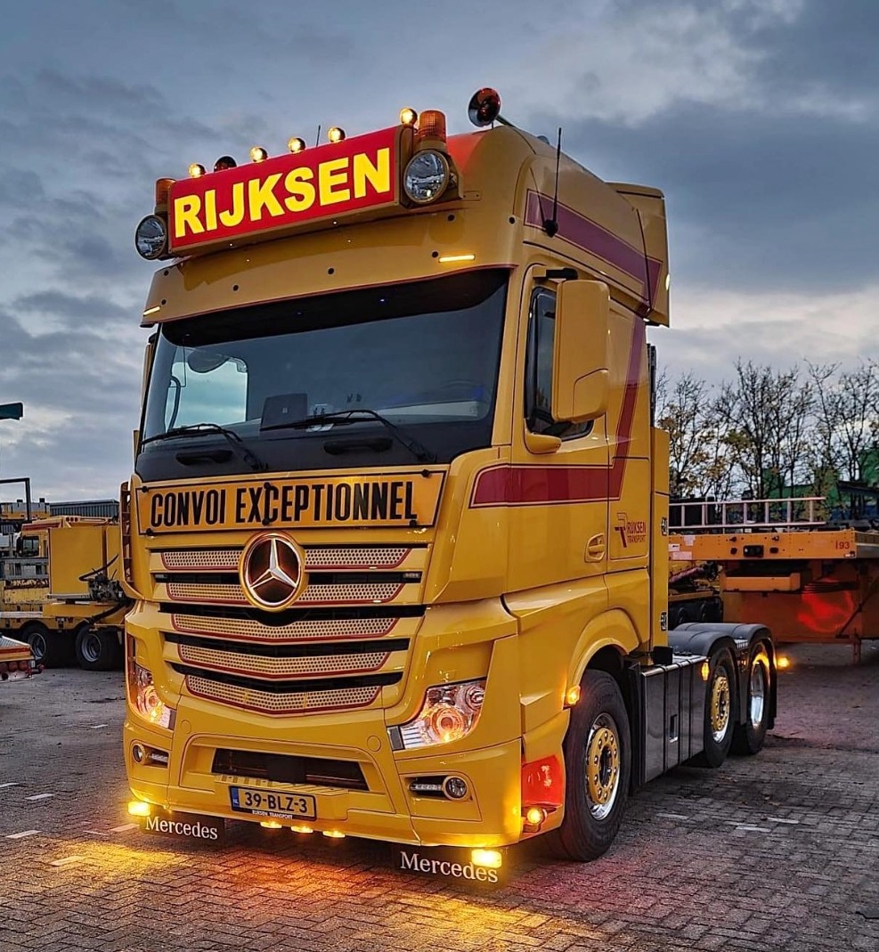 Fox Parts verlaagde zonneklep voor de Mercedes Actros