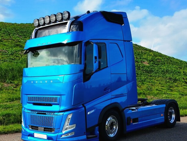 Volvo Aero Hoekschilden