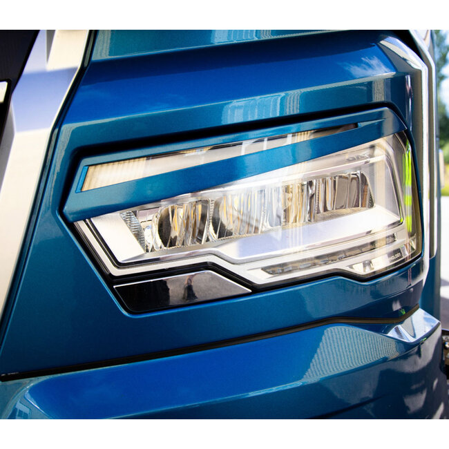 Wściekle wyglądające reflektory DAF XF/XG/XG+