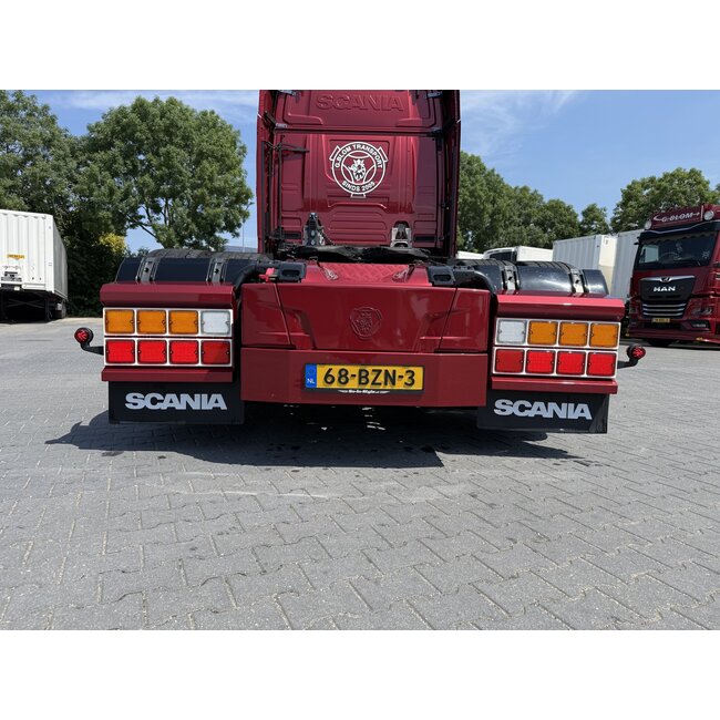 Système de feux arrière Turbo Truckparts avec cadres (ensemble)