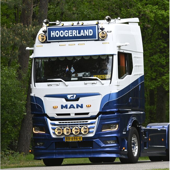 Fox Parts Sonnenblende für den MAN TGX 2021 – Glatt