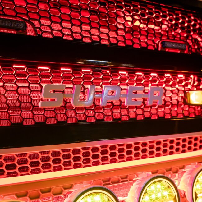 Scania SUPER-Emblem, Polyester oder Edelstahl