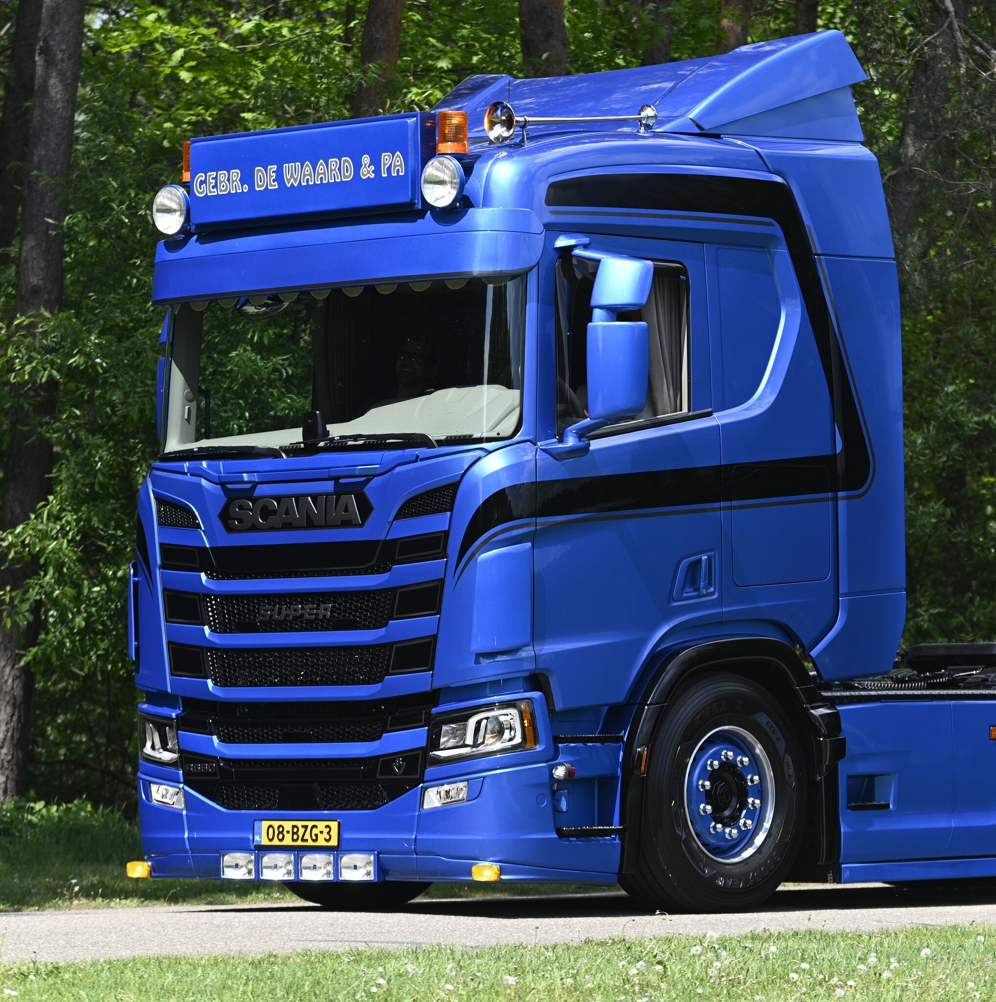 Osłona przeciwsłoneczna TruckStyle Sweden Scania NextGen 30 cm - płaska