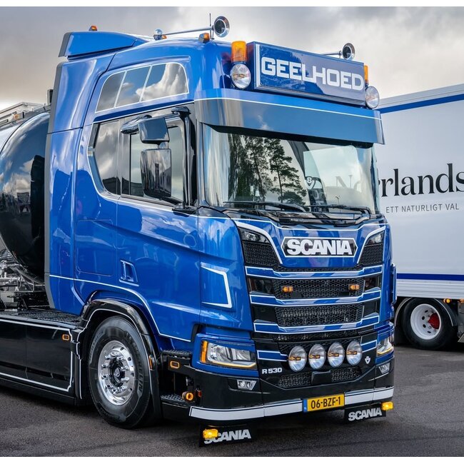 IZE LED OG Scheinwerfer