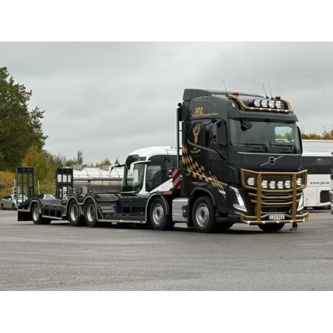 Roof bar Basic V11 Volvo FH Globe