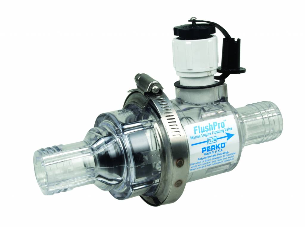 FlushPro(TM)-set voor doorspoelen en winterklaar maken van scheepsmotoren