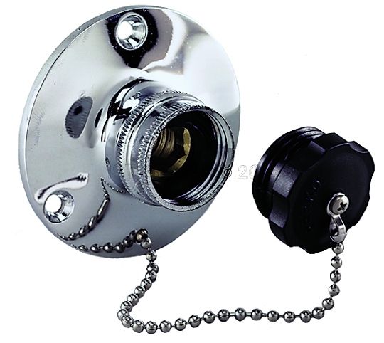 FlushPro(TM)-set voor doorspoelen en winterklaar maken van scheepsmotoren