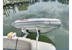 Davit (tilting) for Rigid Inflatable Boats  with wheels (3rd generation)