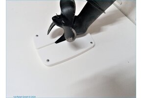 Outboard Skeg Rest