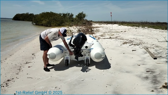 VersaChock - Retractable dinghy dolly system Version 2