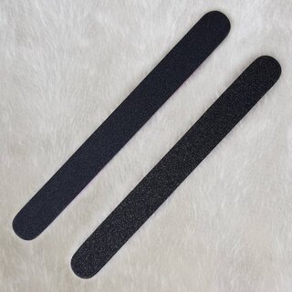 1x Nagelfeile gerade schwarz, pinker Kern