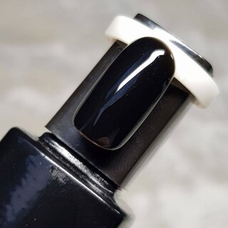 UV Nagellack 02 Black