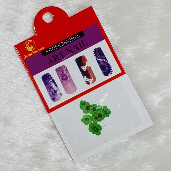 Nail Art Trockenblumen
