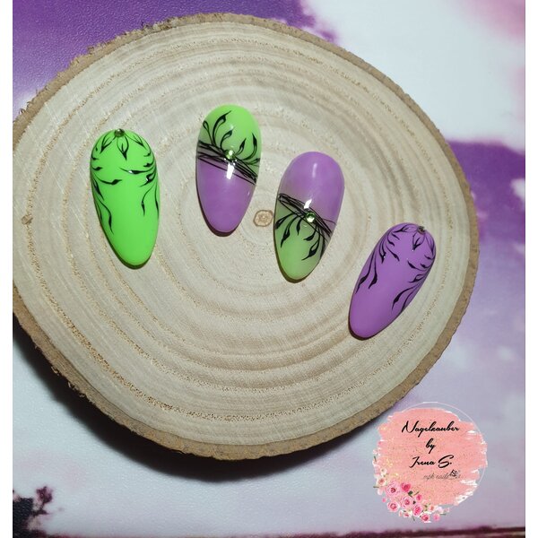 MPK Nails® UV Nagellack 25 - Pastel Neon Lila