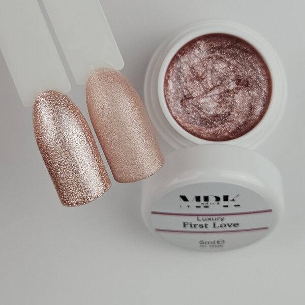 MPK Nails® Luxury Farbgel First Love