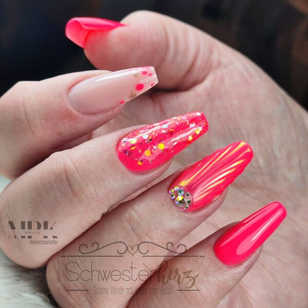 MPK Nails® Luxury Gel Polish C548 Feminista