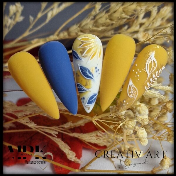 MPK Nails® Luxury Gel Polish 571 Classic Blue