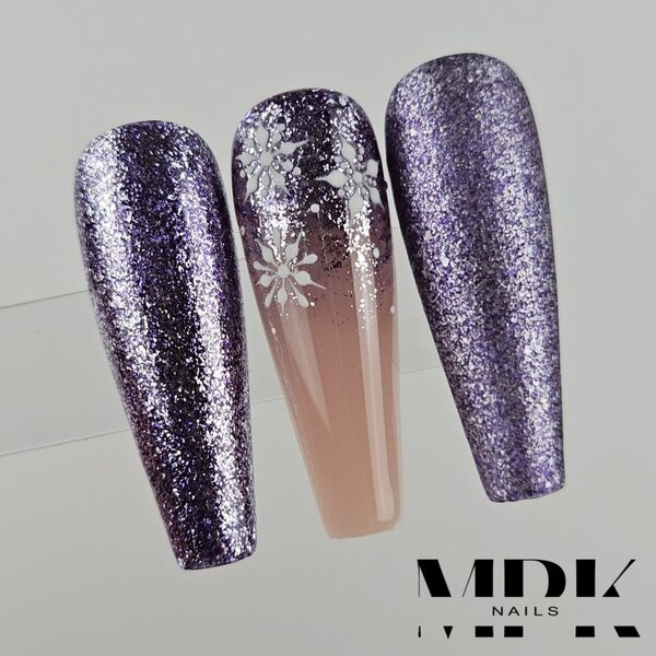 Noble Chromes Elegance Violet Berry