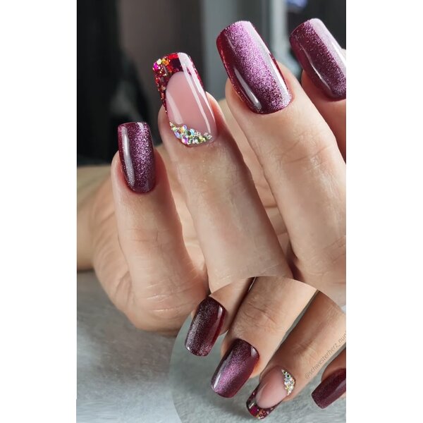 MPK Nails® Cat Eye UV Nagellack Metallic Berry