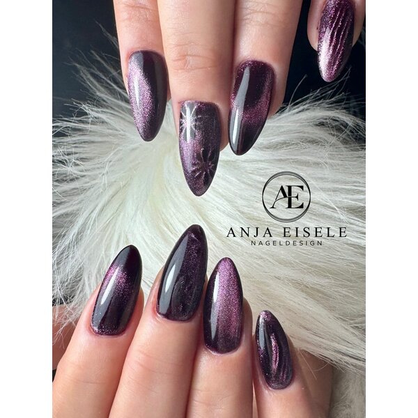 MPK Nails® Cat Eye UV Nagellack Metallic Berry
