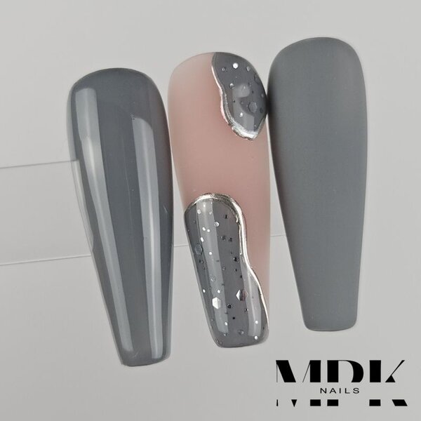 MPK Nails® Luxury Gel Polish Shiny Top C768 Egg Shell Silver