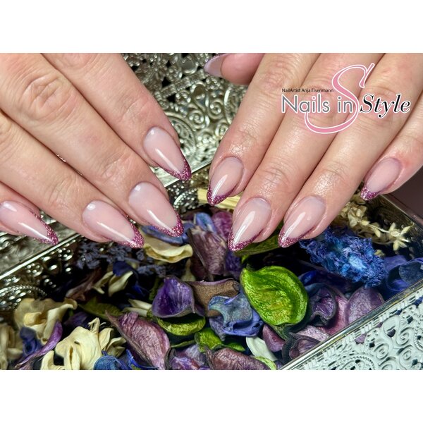 Noble Chromes Elegance Punch