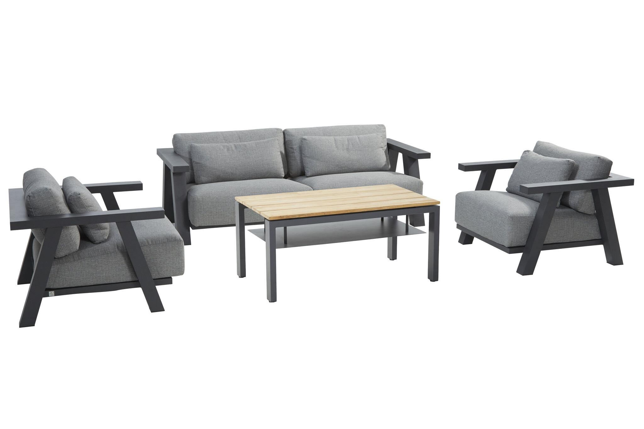 Iconic Lounge Living mit Couchtisch