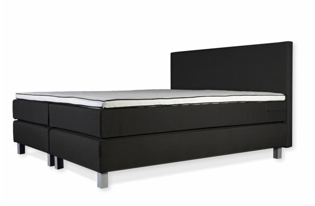 Box spring bed 2000