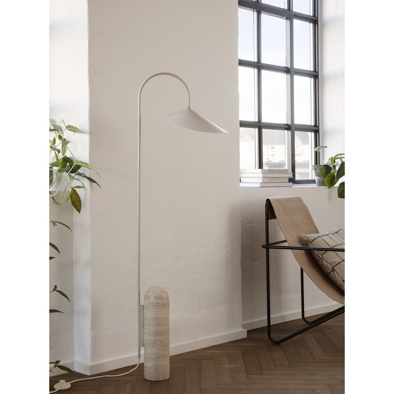 ferm LIVING-collectie Arum Floor Lamp - Cashmere