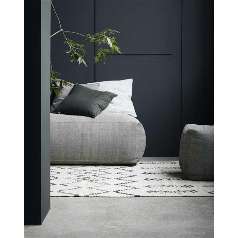 House Doctor-collectie House Doctor  Pouf Tabi Grey Finish/Colour may vary l: 120 cm w: 60 cm h: 40 cm