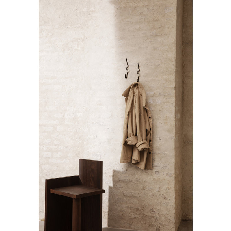 ferm LIVING-collectie Kruk - Site table UTA Piece  Dark Oiled Pinewood