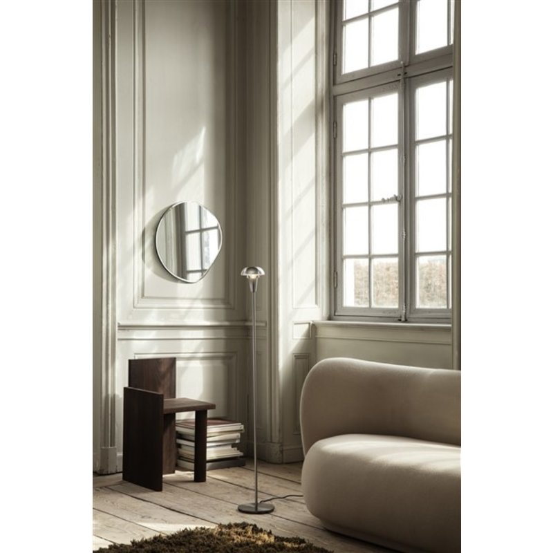 ferm LIVING-collectie Pond Mirror - Small - Dark chrome