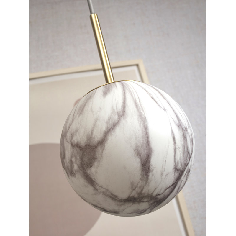 it's about RoMi-collectie Hanging lamp Carrara globe white marble print/gold, M