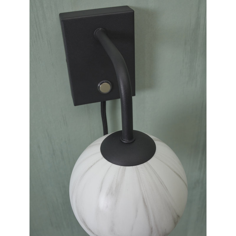 it's about RoMi-collectie Wall lamp glass/iron Carrara globe, white marble print/black