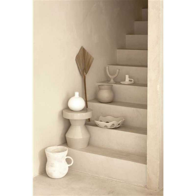 Urban Nature Culture-collectie Sidetable sculptural off white